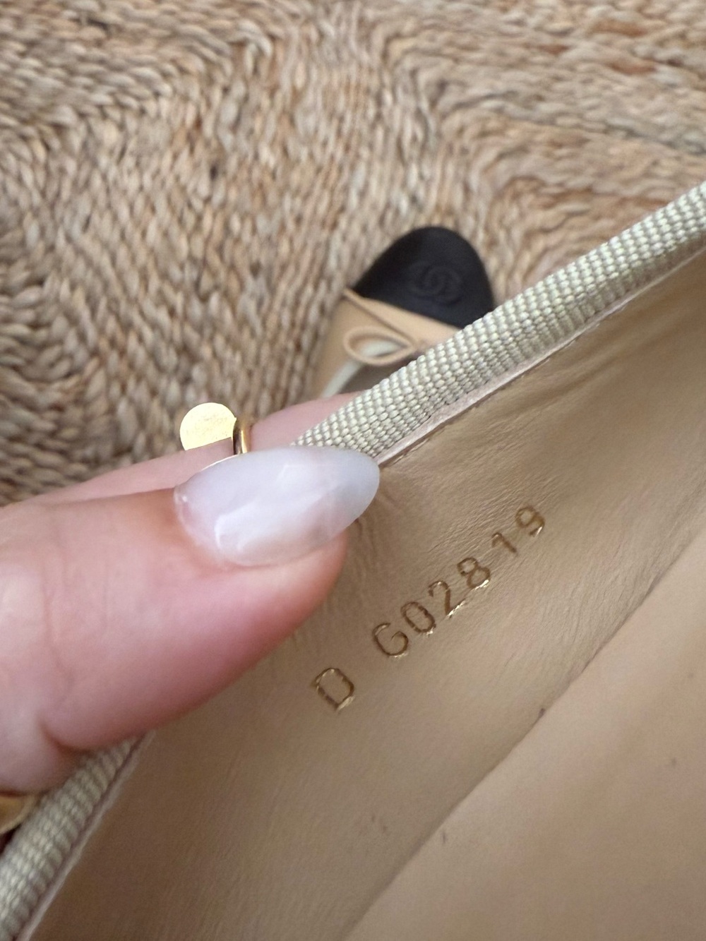 CHANEL Beige and Black Two-Tone Cap Toe Ballet Flats - Picture 2 of 3